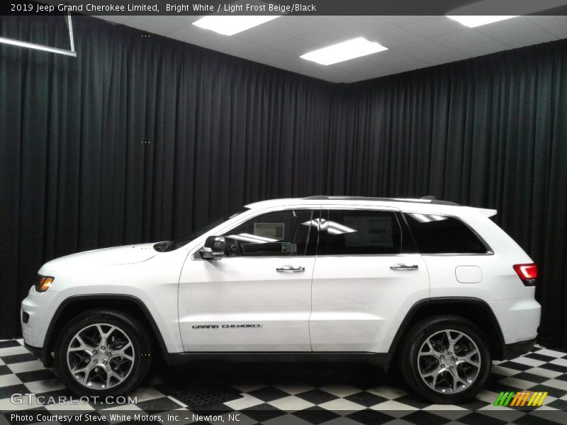 Bright White / Light Frost Beige/Black 2019 Jeep Grand Cherokee Limited