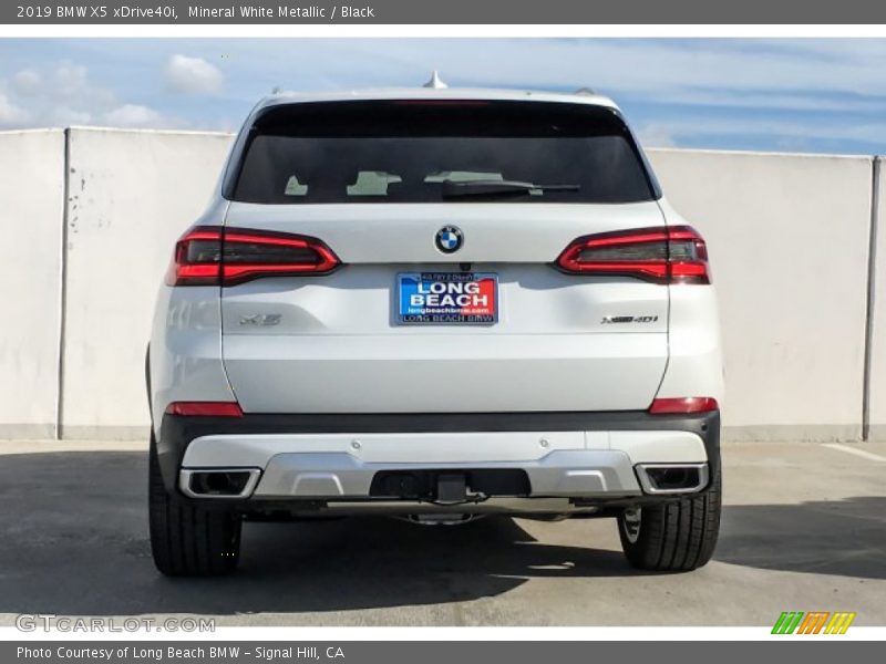 Mineral White Metallic / Black 2019 BMW X5 xDrive40i