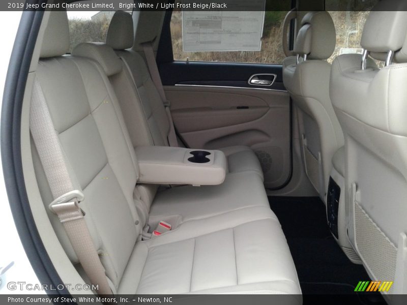 Bright White / Light Frost Beige/Black 2019 Jeep Grand Cherokee Limited