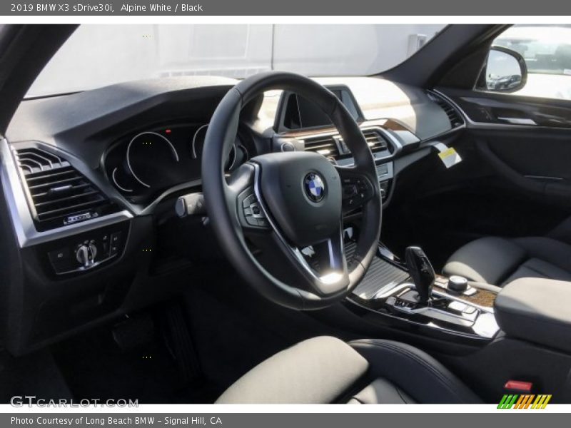 Alpine White / Black 2019 BMW X3 sDrive30i