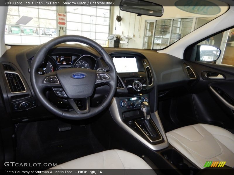 Shadow Black / Charcoal Black 2018 Ford Focus Titanium Hatch