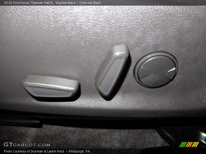 Shadow Black / Charcoal Black 2018 Ford Focus Titanium Hatch