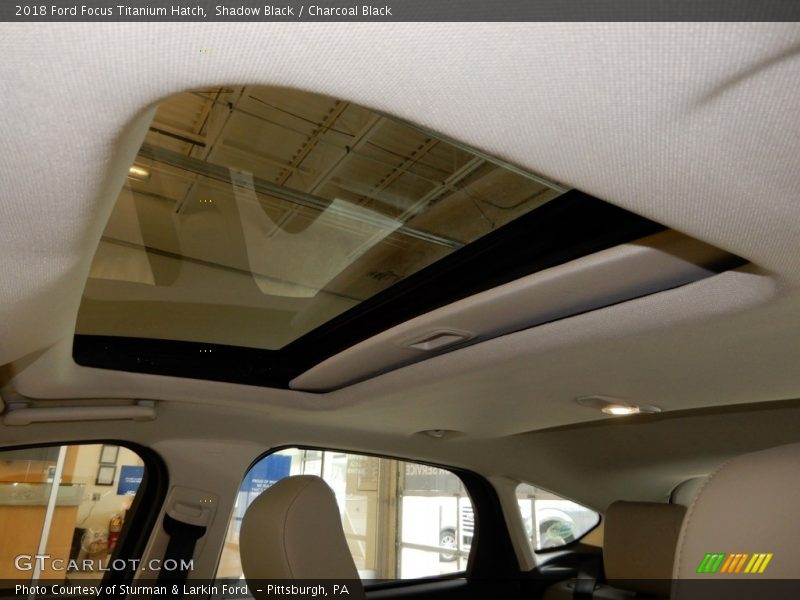 Shadow Black / Charcoal Black 2018 Ford Focus Titanium Hatch