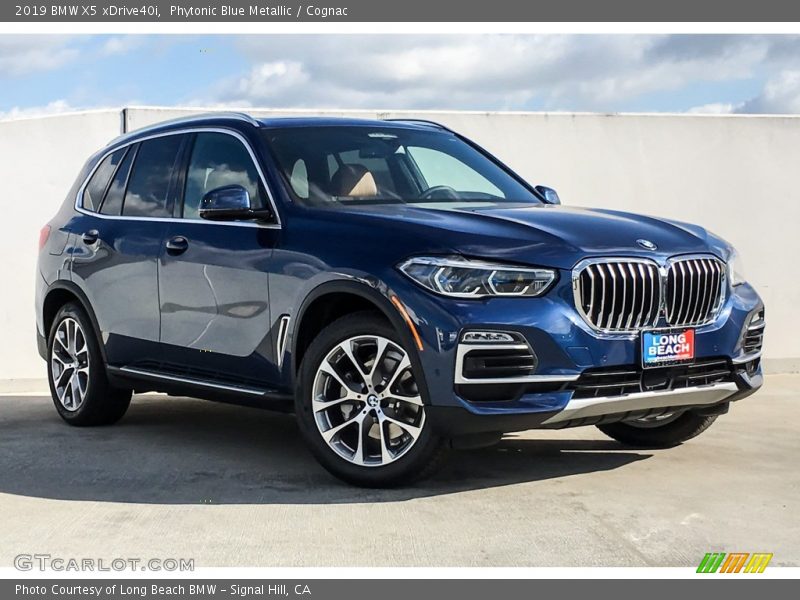 Front 3/4 View of 2019 X5 xDrive40i
