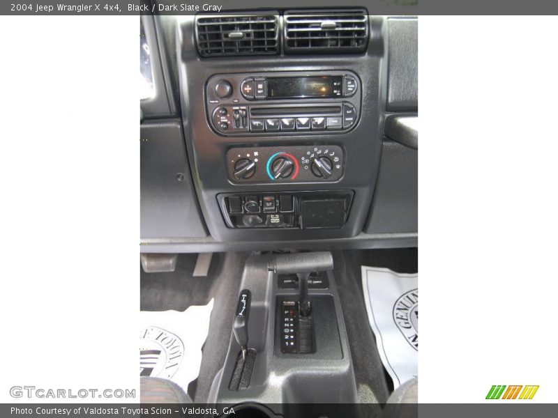 Black / Dark Slate Gray 2004 Jeep Wrangler X 4x4
