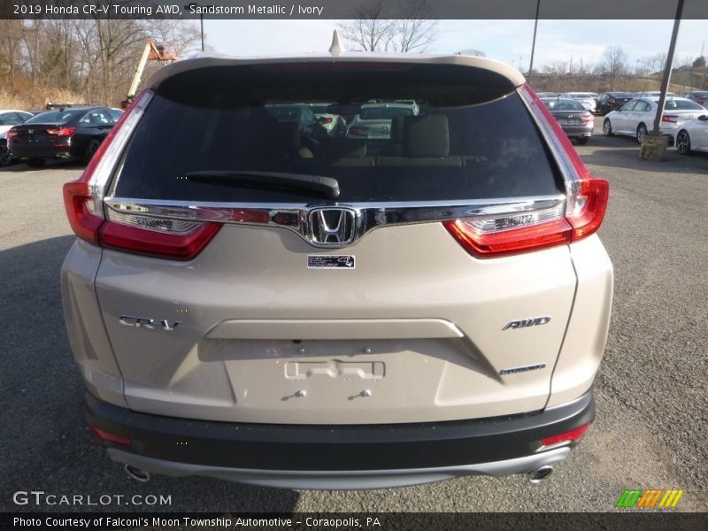 Sandstorm Metallic / Ivory 2019 Honda CR-V Touring AWD