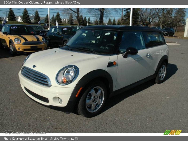 Pepper White / Black/Grey 2009 Mini Cooper Clubman