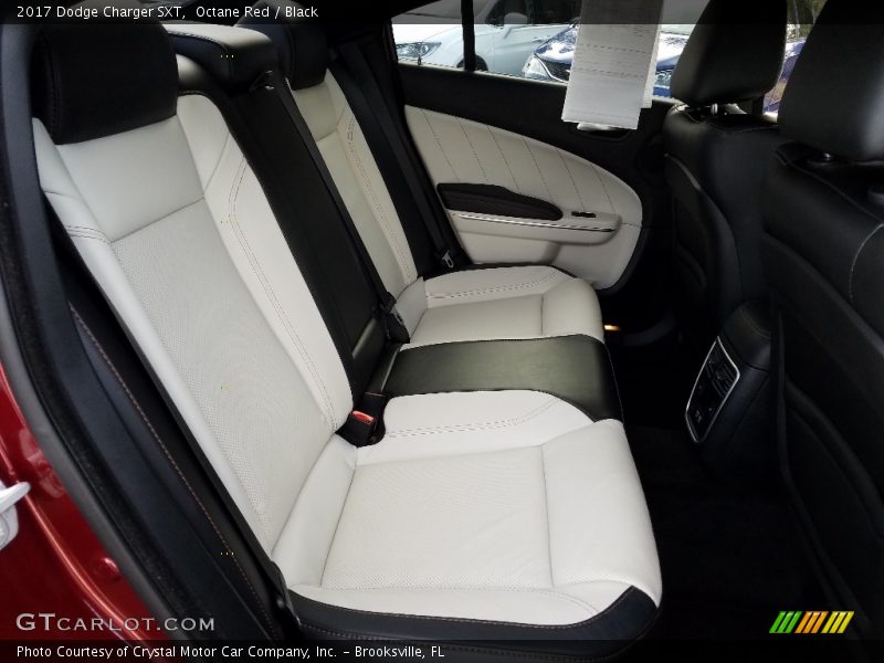 Octane Red / Black 2017 Dodge Charger SXT