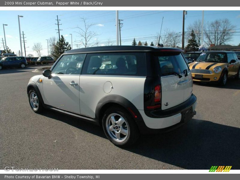 Pepper White / Black/Grey 2009 Mini Cooper Clubman
