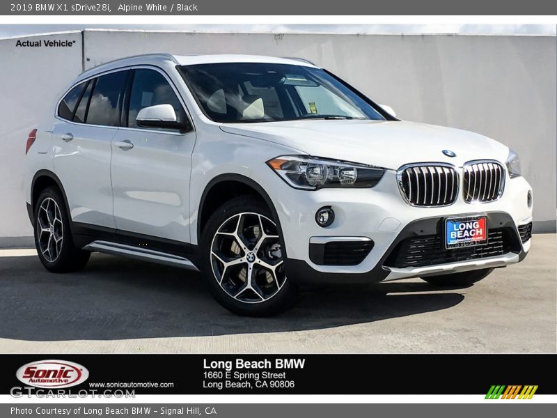 Alpine White / Black 2019 BMW X1 sDrive28i