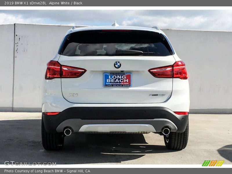 Alpine White / Black 2019 BMW X1 sDrive28i