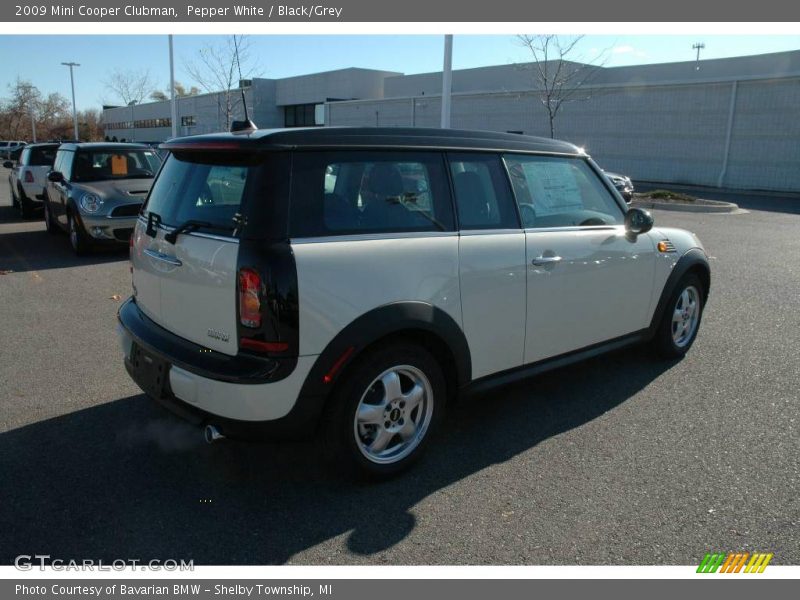 Pepper White / Black/Grey 2009 Mini Cooper Clubman