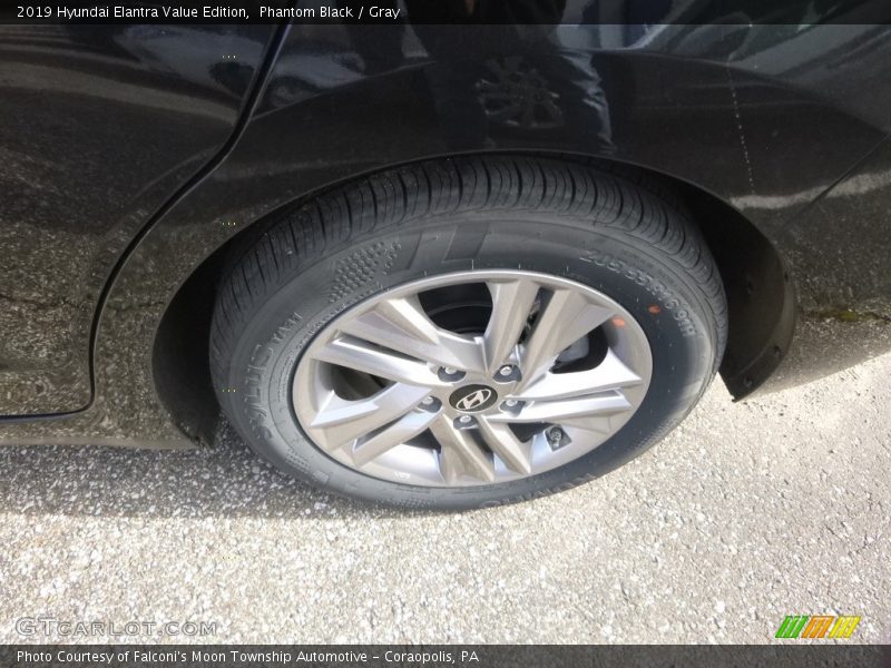 Phantom Black / Gray 2019 Hyundai Elantra Value Edition