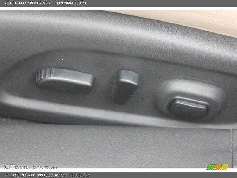 Pearl White / Beige 2015 Nissan Altima 2.5 SV