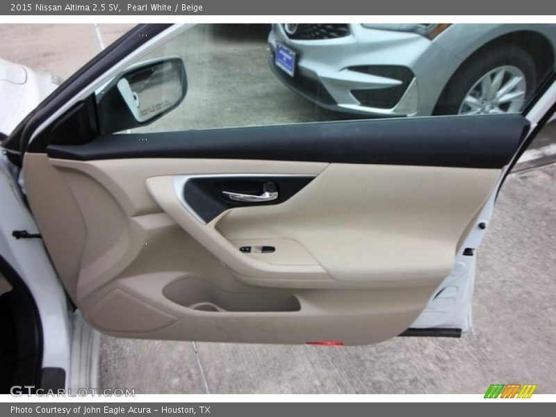 Pearl White / Beige 2015 Nissan Altima 2.5 SV