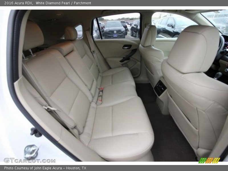White Diamond Pearl / Parchment 2016 Acura RDX