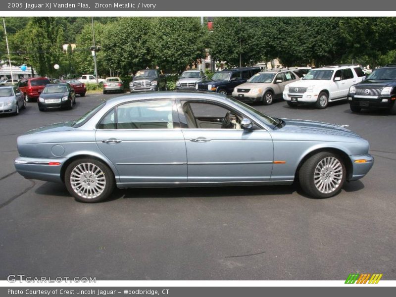Zircon Metallic / Ivory 2005 Jaguar XJ Vanden Plas