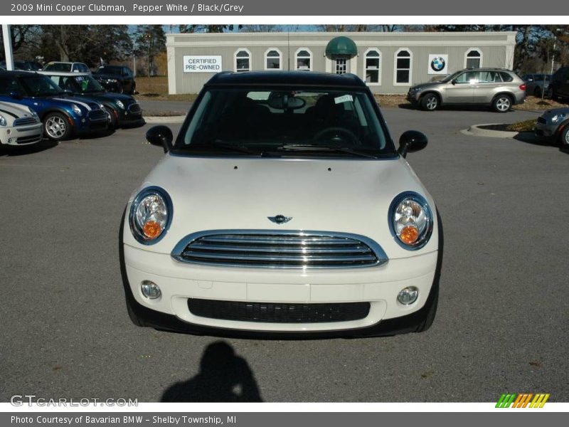 Pepper White / Black/Grey 2009 Mini Cooper Clubman