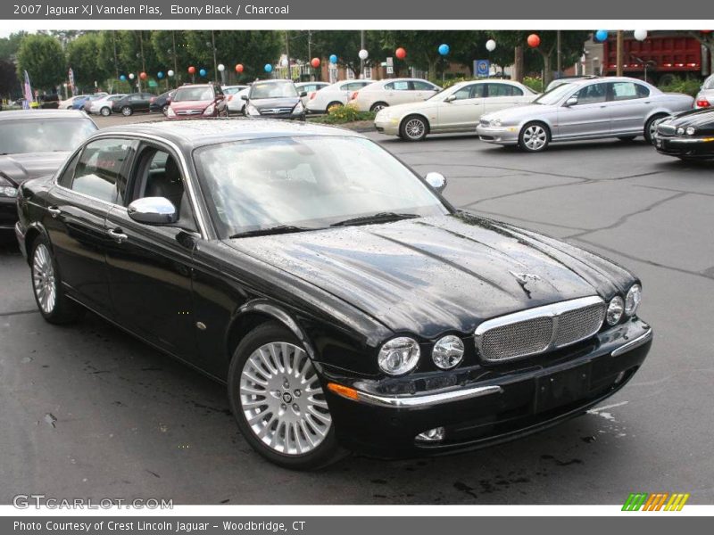 Ebony Black / Charcoal 2007 Jaguar XJ Vanden Plas