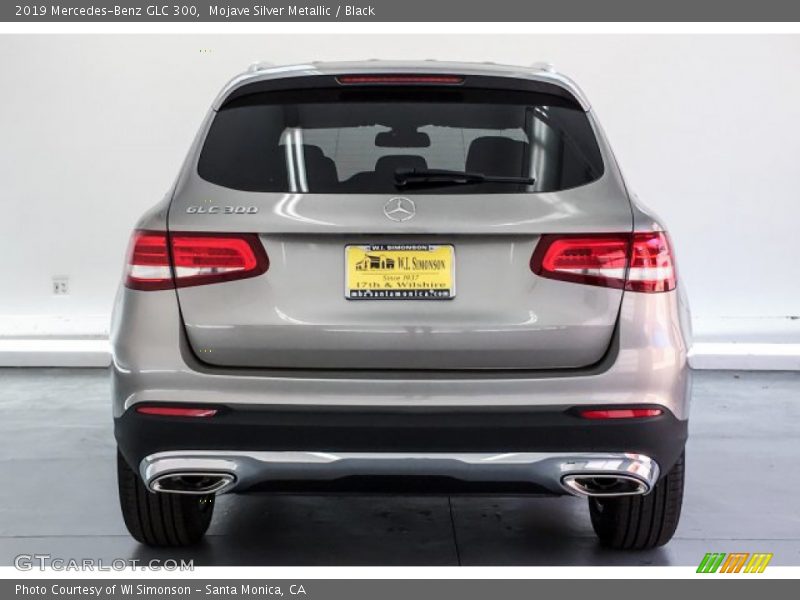 Mojave Silver Metallic / Black 2019 Mercedes-Benz GLC 300