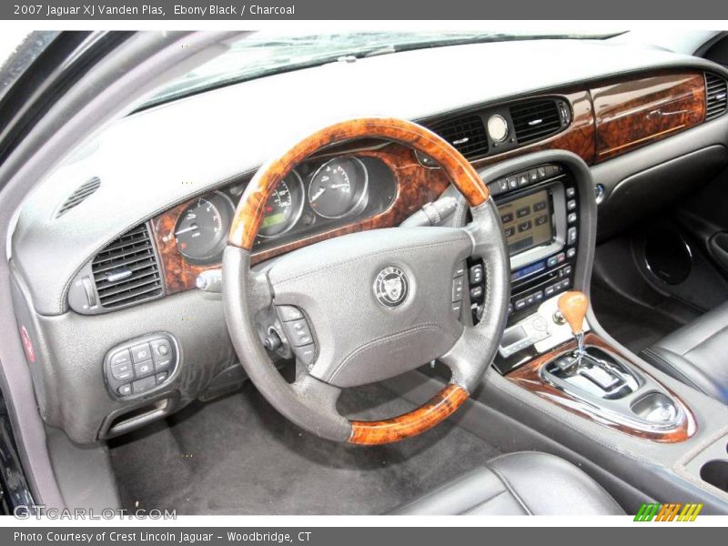 Ebony Black / Charcoal 2007 Jaguar XJ Vanden Plas
