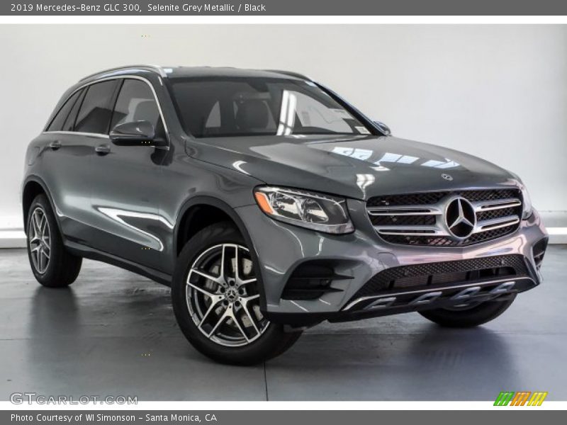 Selenite Grey Metallic / Black 2019 Mercedes-Benz GLC 300