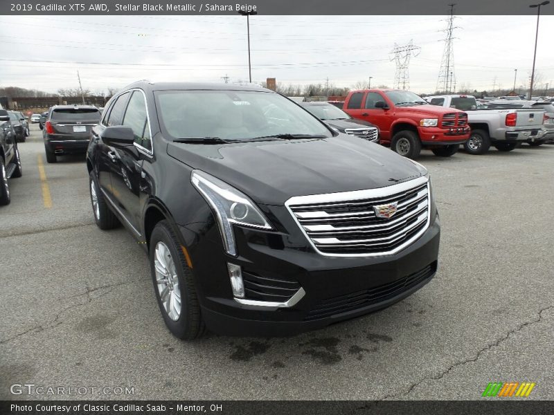 Stellar Black Metallic / Sahara Beige 2019 Cadillac XT5 AWD