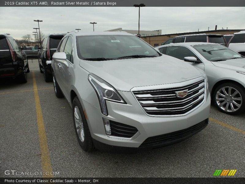 Radiant Silver Metallic / Sahara Beige 2019 Cadillac XT5 AWD