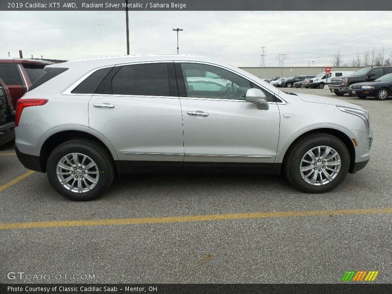  2019 XT5 AWD Radiant Silver Metallic