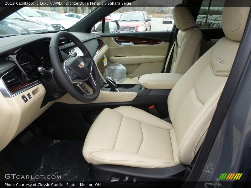 Bronze Dune Metallic / Sahara Beige 2019 Cadillac XT5 Luxury AWD