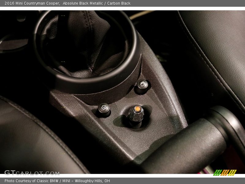 Absolute Black Metallic / Carbon Black 2016 Mini Countryman Cooper