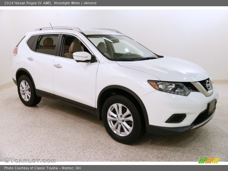 Moonlight White / Almond 2014 Nissan Rogue SV AWD