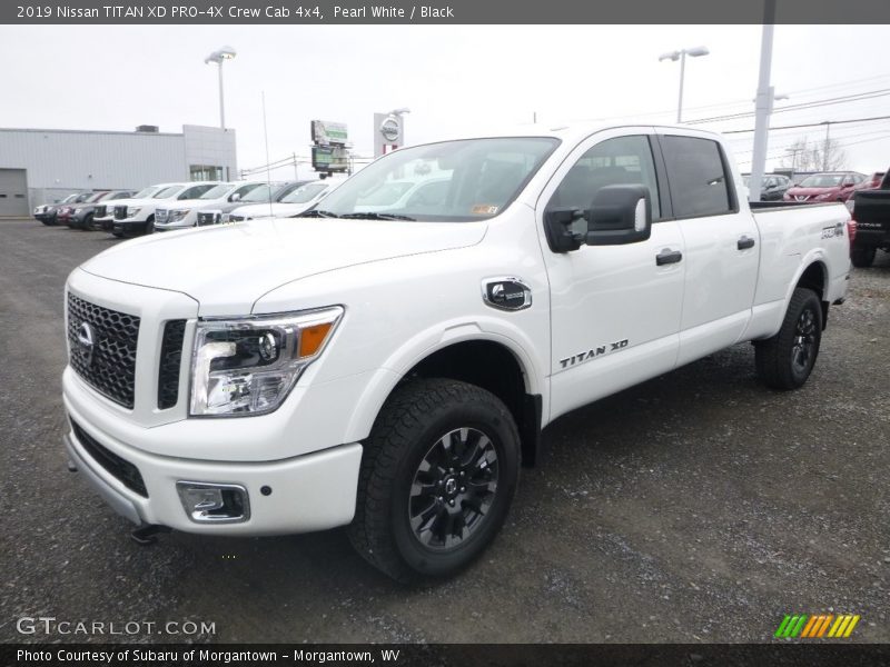 Front 3/4 View of 2019 TITAN XD PRO-4X Crew Cab 4x4