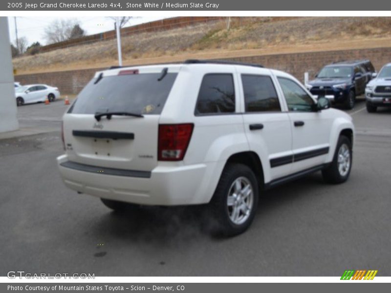 Stone White / Medium Slate Gray 2005 Jeep Grand Cherokee Laredo 4x4