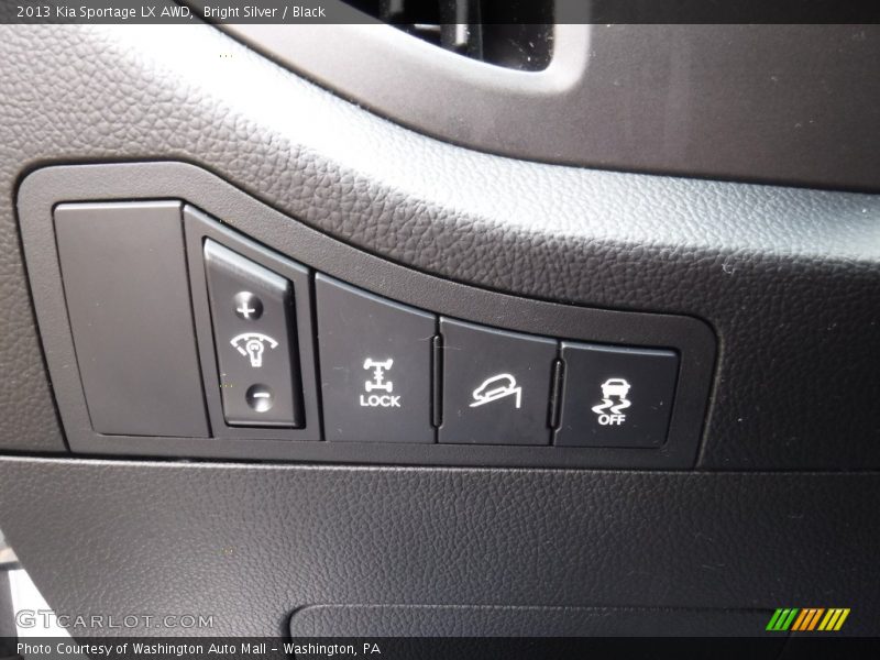 Bright Silver / Black 2013 Kia Sportage LX AWD