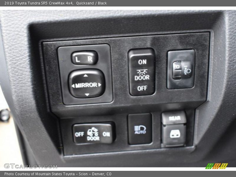 Quicksand / Black 2019 Toyota Tundra SR5 CrewMax 4x4