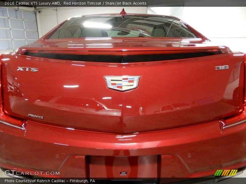 Red Horizon Tintcoat / Shale/Jet Black Accents 2018 Cadillac XTS Luxury AWD
