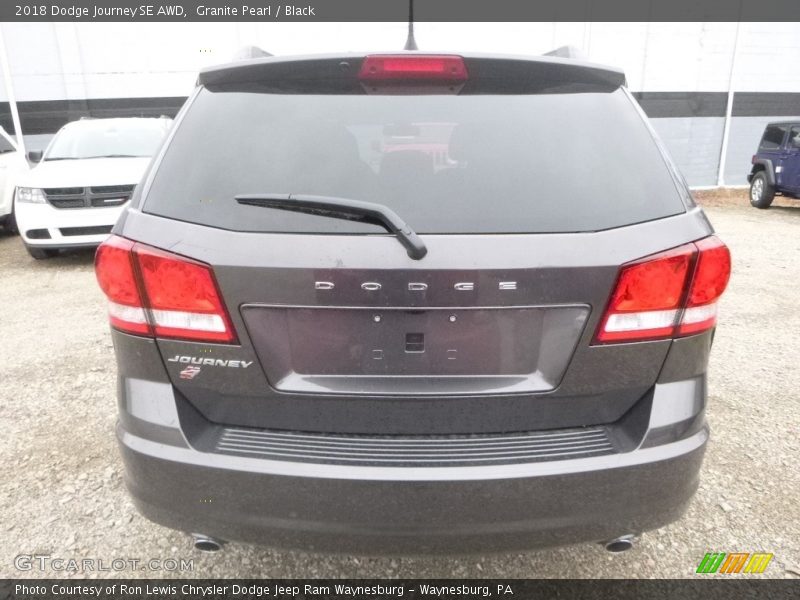 Granite Pearl / Black 2018 Dodge Journey SE AWD