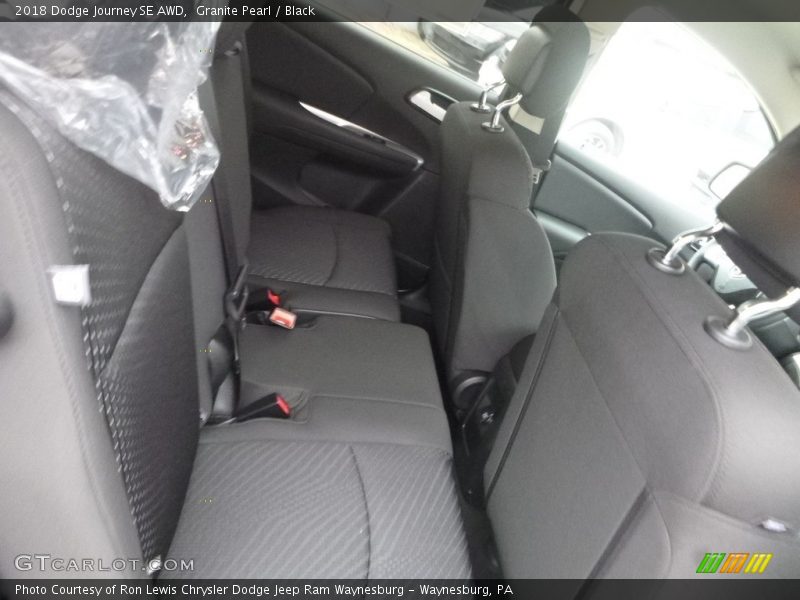 Granite Pearl / Black 2018 Dodge Journey SE AWD