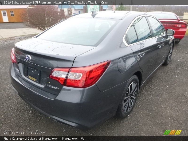 Magnetite Gray Metallic / Titanium Gray 2019 Subaru Legacy 2.5i Premium
