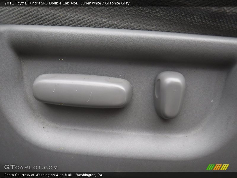 Super White / Graphite Gray 2011 Toyota Tundra SR5 Double Cab 4x4