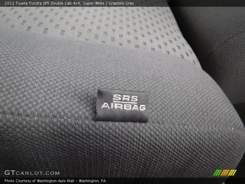 Super White / Graphite Gray 2011 Toyota Tundra SR5 Double Cab 4x4