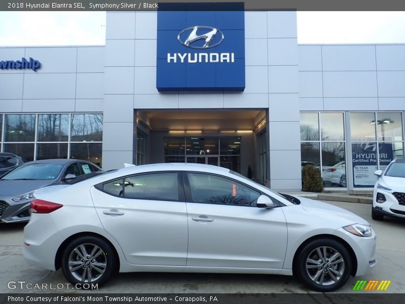 Symphony Silver / Black 2018 Hyundai Elantra SEL