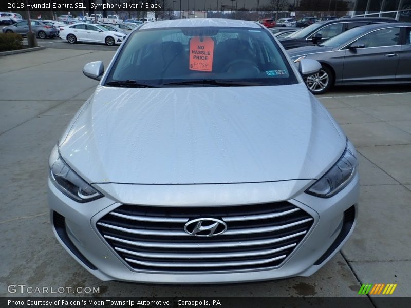 Symphony Silver / Black 2018 Hyundai Elantra SEL