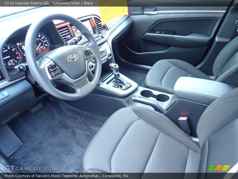 Symphony Silver / Black 2018 Hyundai Elantra SEL