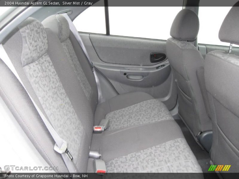 Silver Mist / Gray 2004 Hyundai Accent GL Sedan