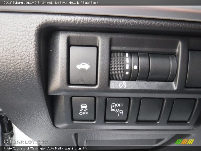 Ice Silver Metallic / Slate Black 2016 Subaru Legacy 2.5i Limited