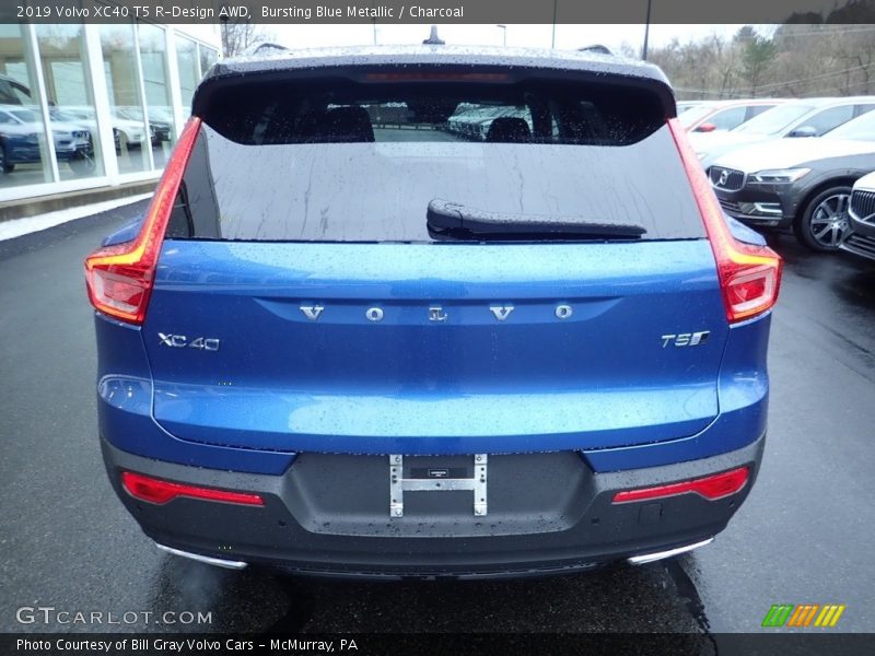 Bursting Blue Metallic / Charcoal 2019 Volvo XC40 T5 R-Design AWD