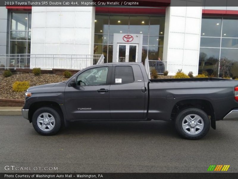 Magnetic Gray Metallic / Graphite 2019 Toyota Tundra SR5 Double Cab 4x4