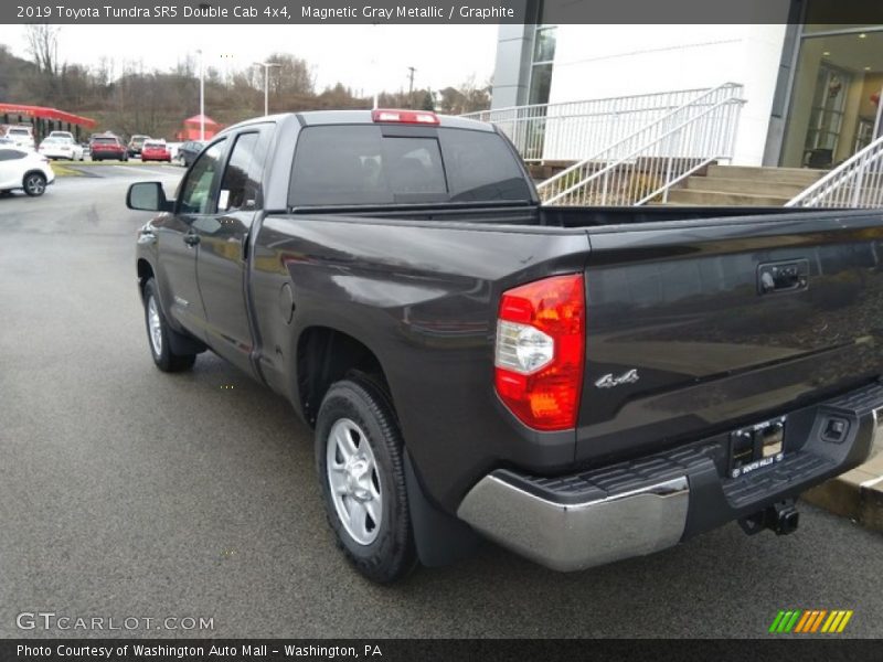 Magnetic Gray Metallic / Graphite 2019 Toyota Tundra SR5 Double Cab 4x4